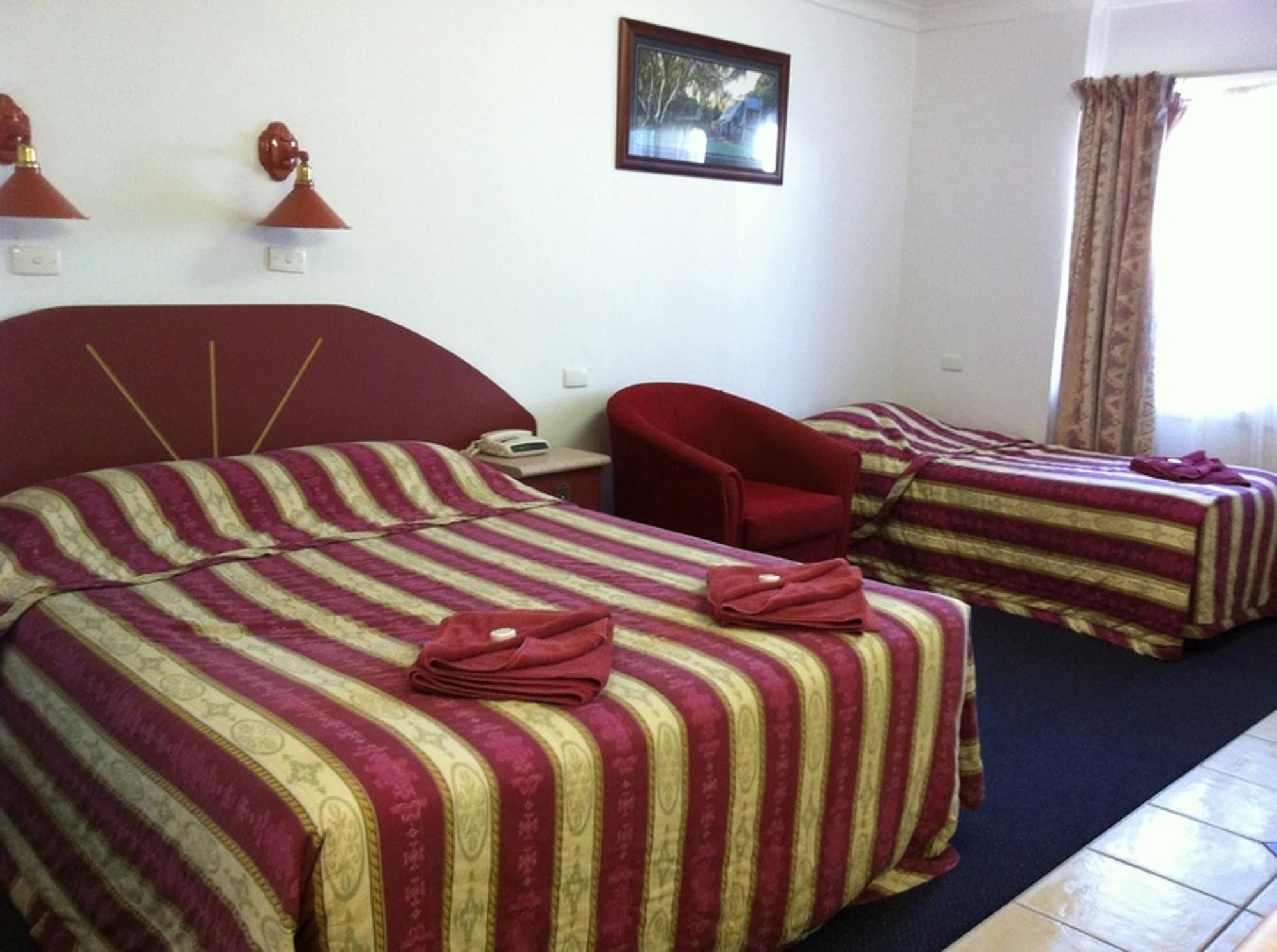 Homestead Motel Даббо Экстерьер фото