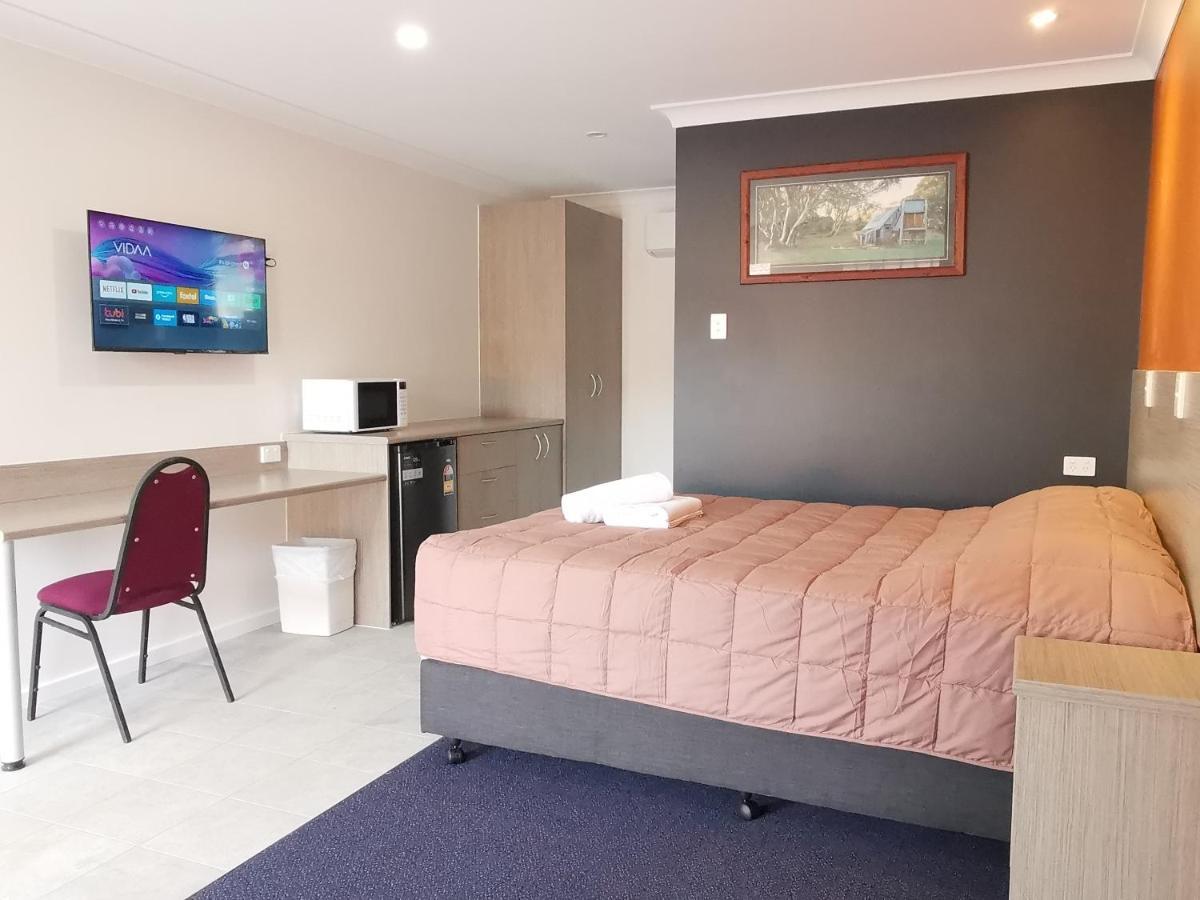 Homestead Motel Даббо Экстерьер фото